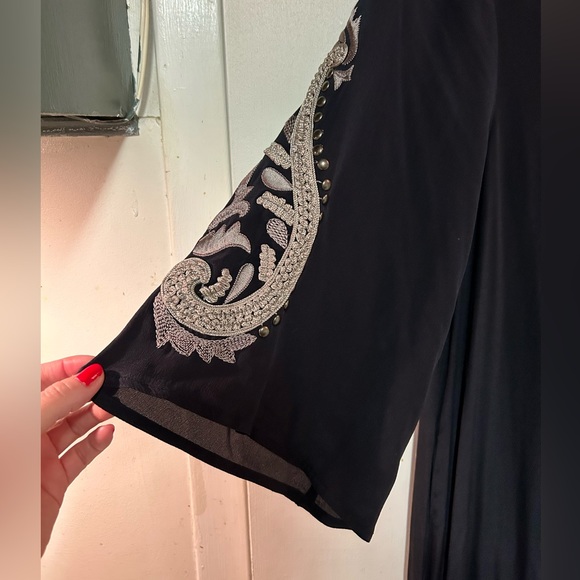 COCO CONTOURS Maxi Dress Embroidered Kaftan Tunic 100% Silk Black Small Kimono - Picture 3 of 6